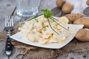 Deliciosa Salada de Batata com Maionese