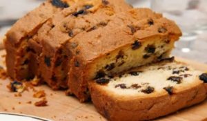 Bolo Inglês de Laranja com Passas